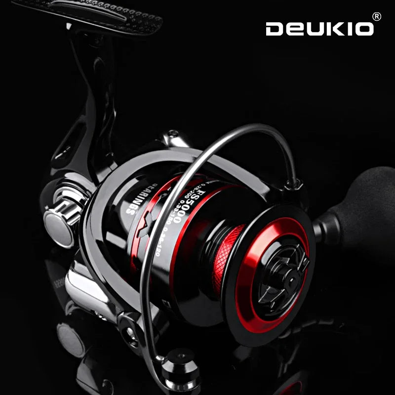 Fishing reel with red accents on a black background, featuring the brand 'DEUKIO'.